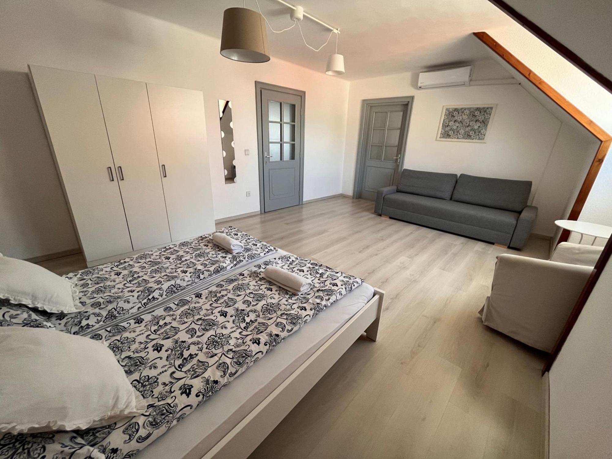 Pacsirta Apartman Grand Eger Exteriér fotografie